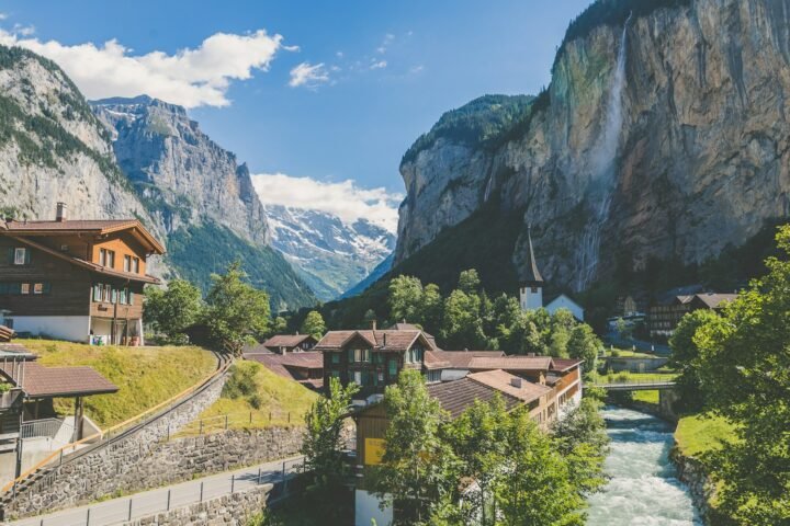 Swiss Alps Grand Tour: Mountain Passes, Cogwheel Rails & Valley Villages